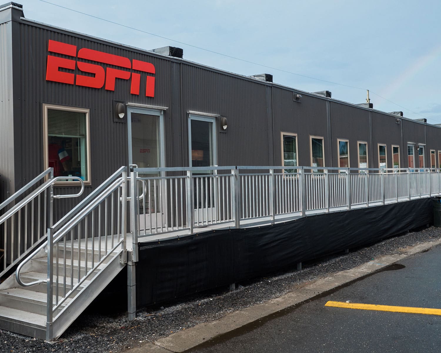 modular office rental for espn broadcasting